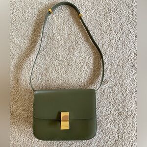 Medium box flag bag olive green